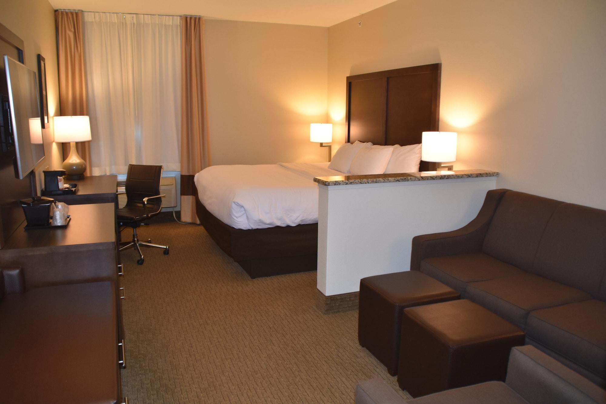Comfort Inn & Suites Macon Exterior photo