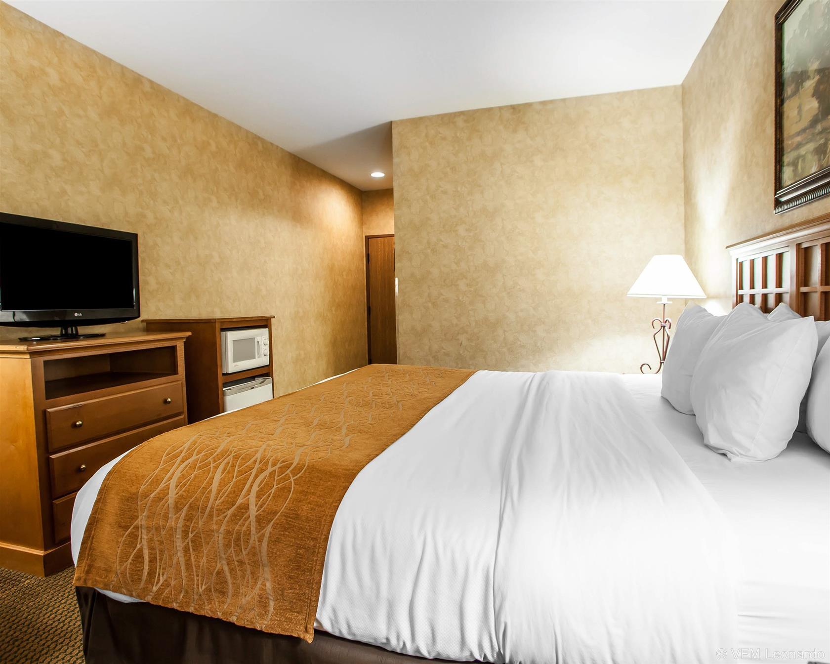 Comfort Inn & Suites Macon Exterior photo